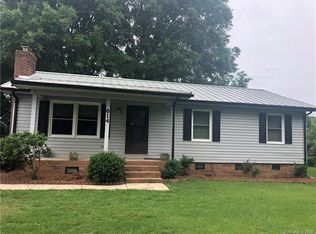 614 Springfield Dr NW, Concord, NC 28027