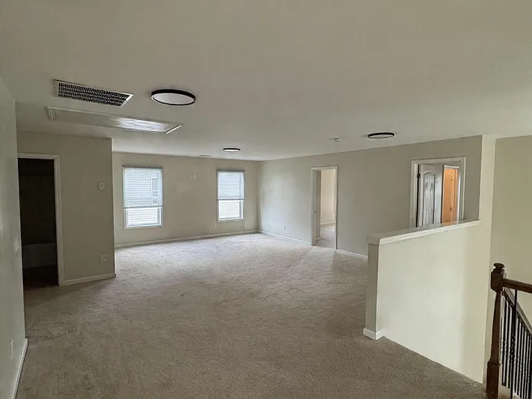 327 Hearthwood Dr — Photo 11