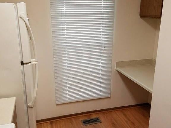 5th image of 792 Crofton Cir