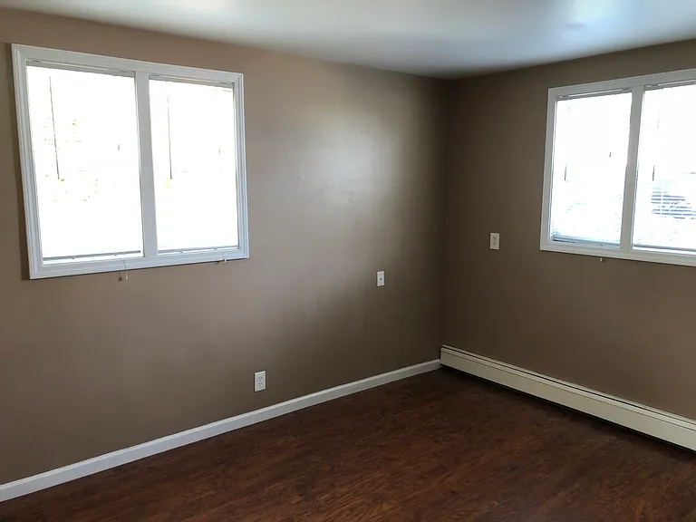 Barone Cir — Photo 6