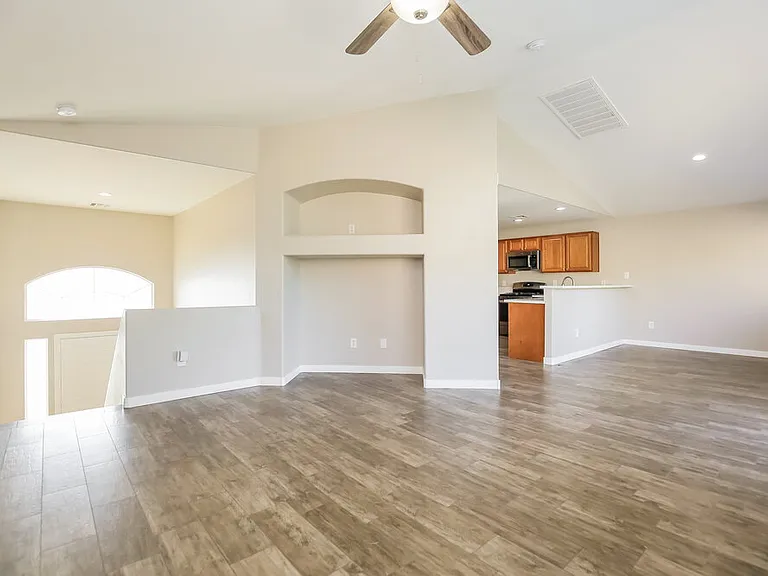 5347 S Galanthus St — Photo 5
