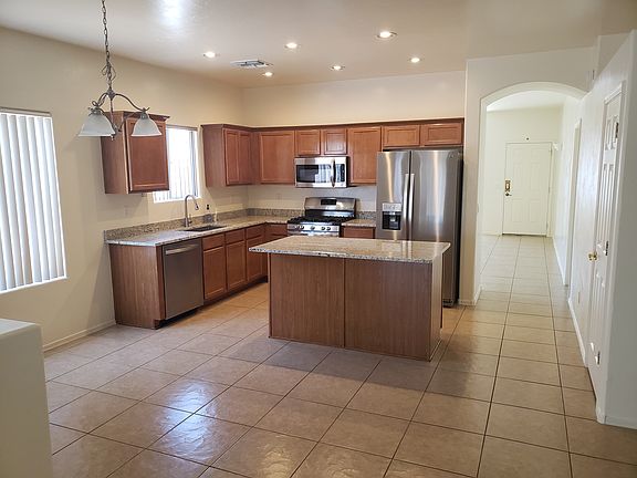 16" Floor Tiles Throughout