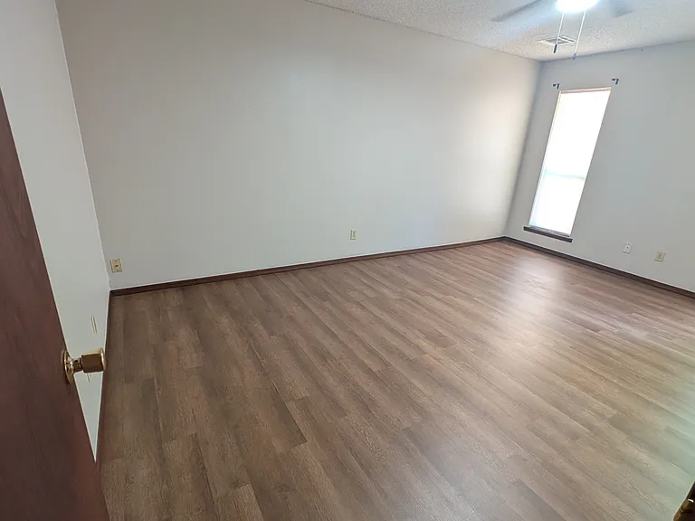 4617 W 18th Ave — Photo 11