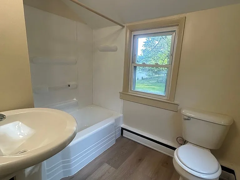 5683 Creekview Rd — Photo 17