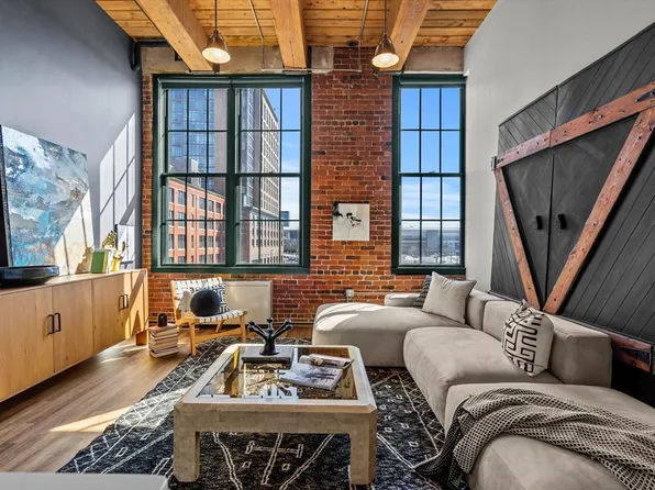 63 Melcher St APT 307, Boston, MA 02210