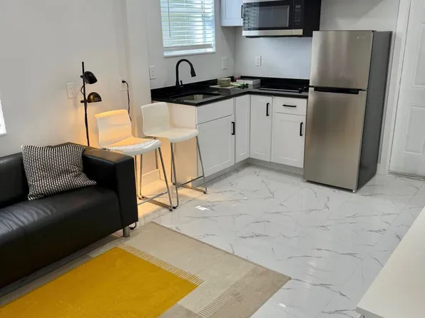 851 NW 4th Avenue, Pompano Beach, FL 33060