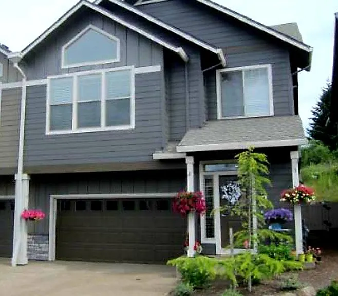15421 SE Cobalt Loop — Photo 1
