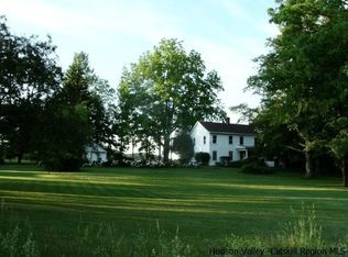 170 Scheller Park Rd, West Coxsackie, NY 12192