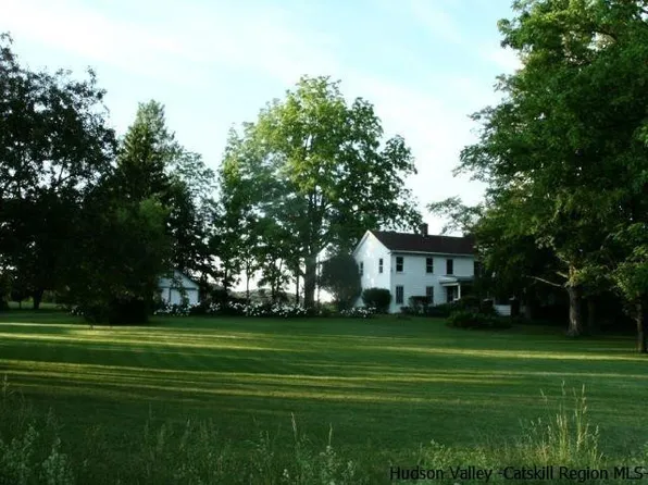 170 Scheller Park, Coxsackie, NY 12124