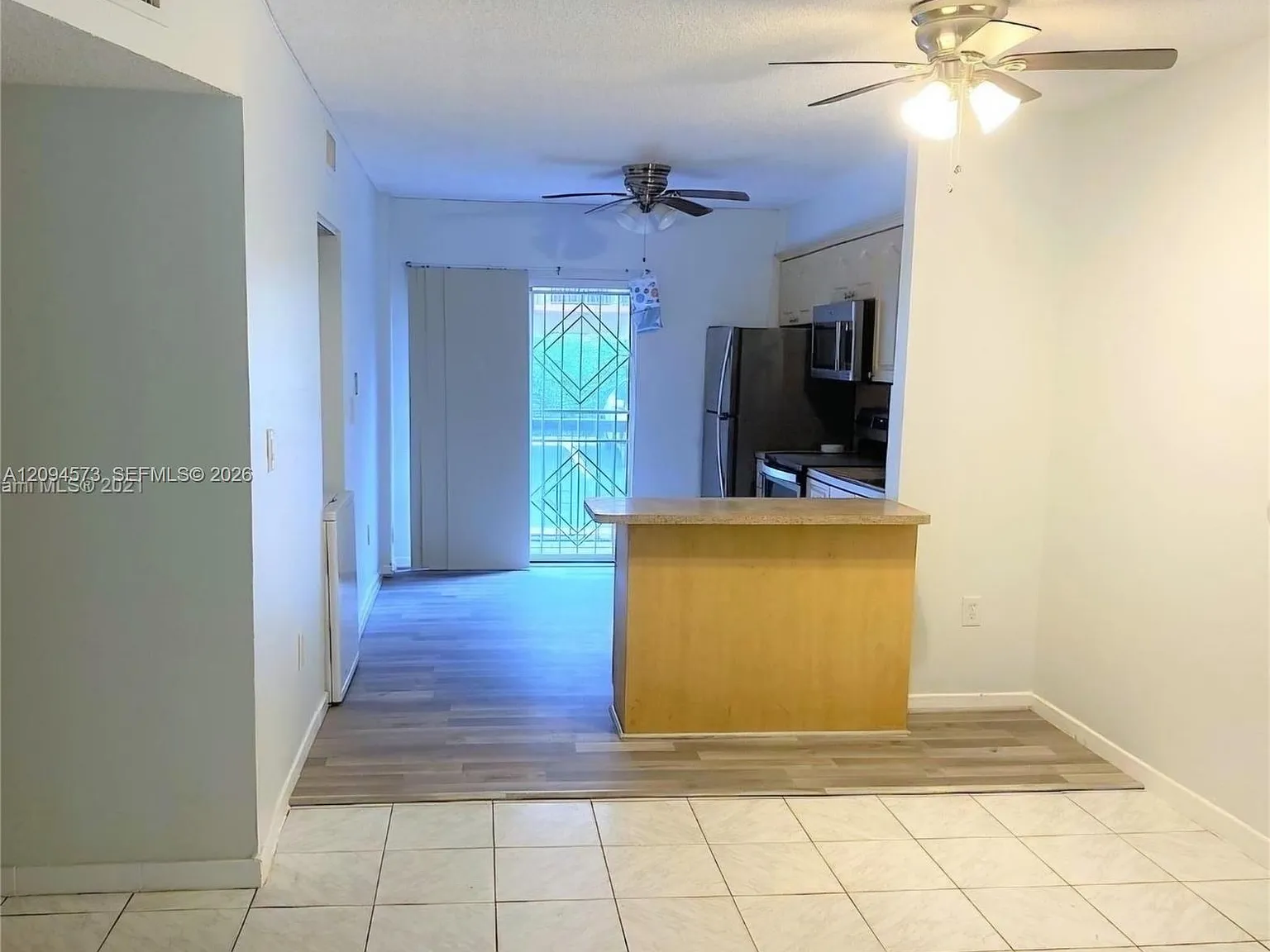 5490 W 21st Ct — Photo 2