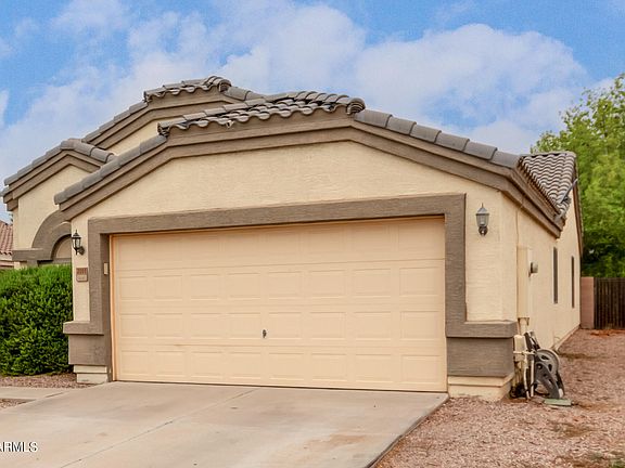 2nd image of 2091 N CORONADO Court