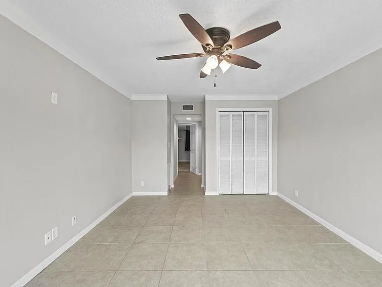 39 Emerald Ct — Photo 9