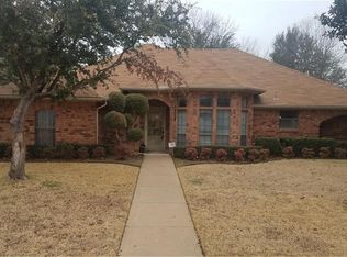 3020 Thomas Ct, Grapevine, TX 76051