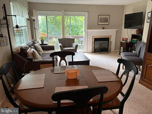 2nd image of 400 Derry Dr #400