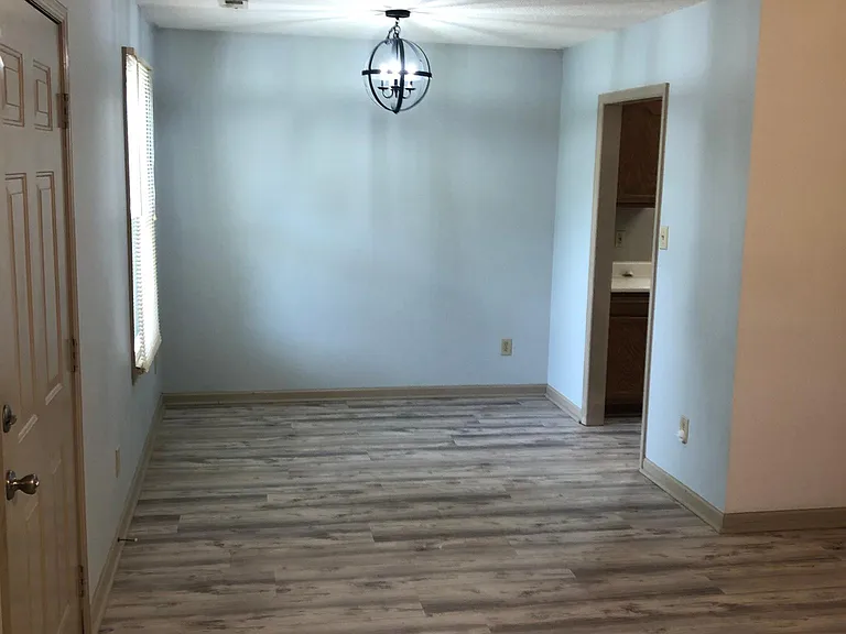 1808 College St SE — Photo 5