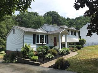 185 Pinehurst Dr, Freedom, PA