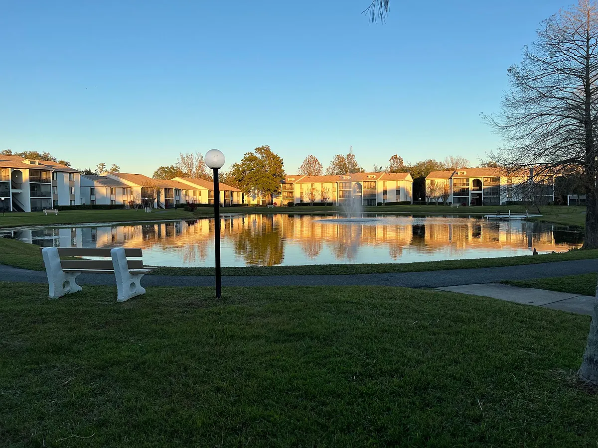 Building Photo - 8201 Sun Spring Cir