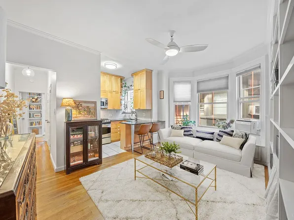 242 W 104th St APT 6WR, Manhattan, NY 10025