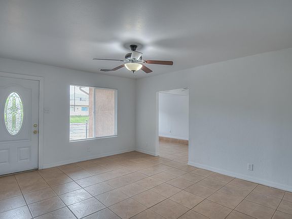 5th image of 1517 Dorothy St NE