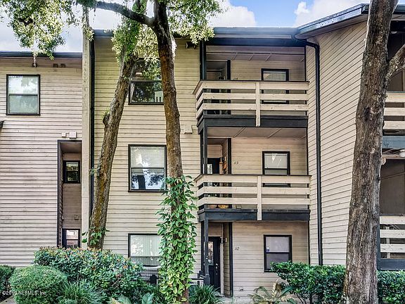 4th image of 1604 Arcadia Dr Unit 114