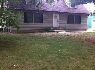 11872 S Rich Ave, Grant, MI 49327