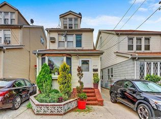 5922 155th St, Flushing, NY 11355