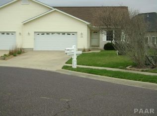 2419 Mount Vernon Ct, Pekin, IL 61554