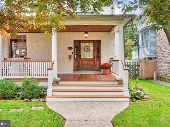 260 W Main St, Moorestown, NJ 08057