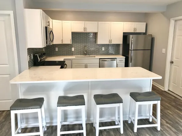 213 Gertrude St #2, Syracuse, NY 13203