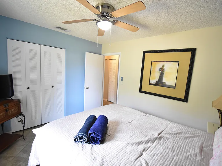 9426 Southampton Pl — Photo 23