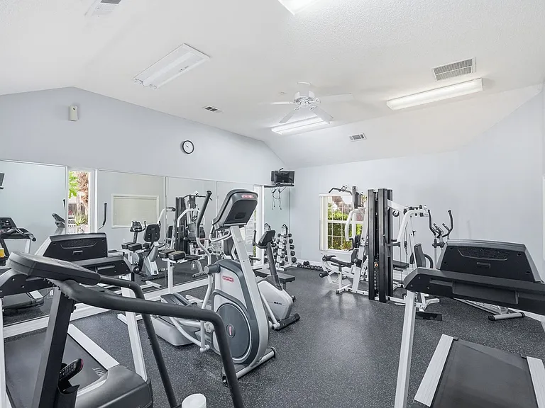 4270 Calinda Ln #316 — Photo 37