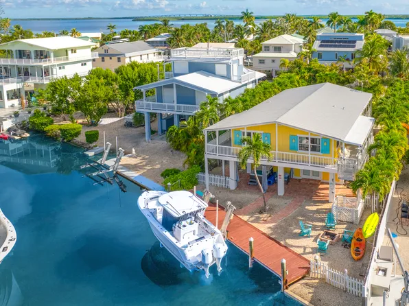 17 Center Ln, Key Largo, FL 33037