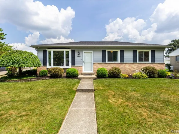 9807 Fairbanks St, Van Buren Township, MI 48111