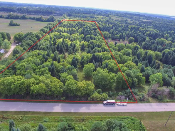 N5676 15th Rd, Wild Rose, WI 54984