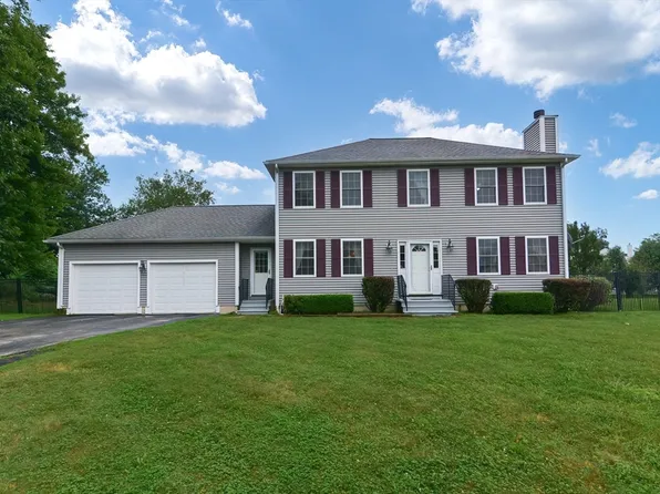 4 Debbie Dr, Spencer, MA 01562