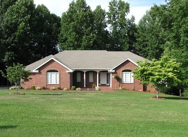 1st image of 281 Burch Dr