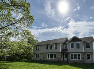 201 Middle St #1, Hadley, MA 01035