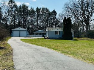 1009 Jones Ave, Oak Hill, WV 25901