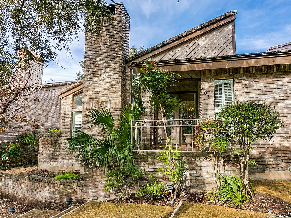 1st image of 11807 Sunburst St #301