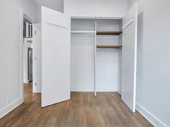 5th image of 126 E 27th St APT 2F