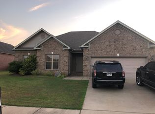 1205 Georgetown Dr, Conway, AR 72034