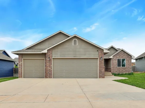 2735 E Fairchild Ct, Park City, KS 67219