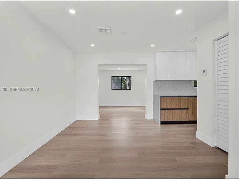 2980 NW 210th Ter — Photo 10