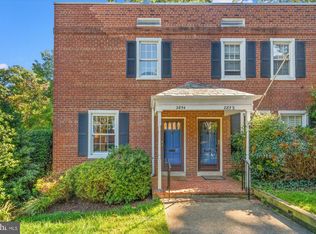 2854 S Columbus St, Arlington, VA 22206