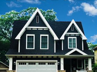 310 N Oak St, Itasca, IL 60143