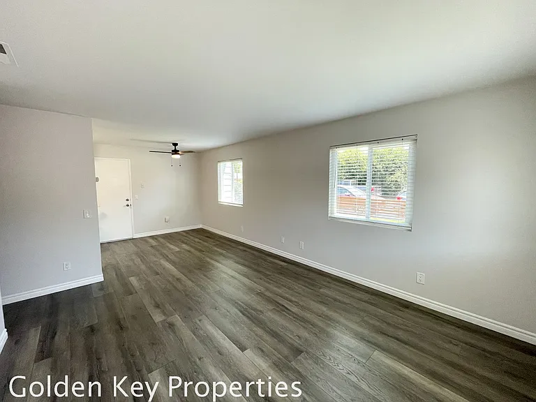 2715 Madison St #3 — Photo 11