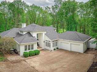 960 Timberland Ln, Evansville, IN 47710