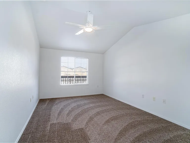 3002 W Elizabeth St #15G — Photo 6