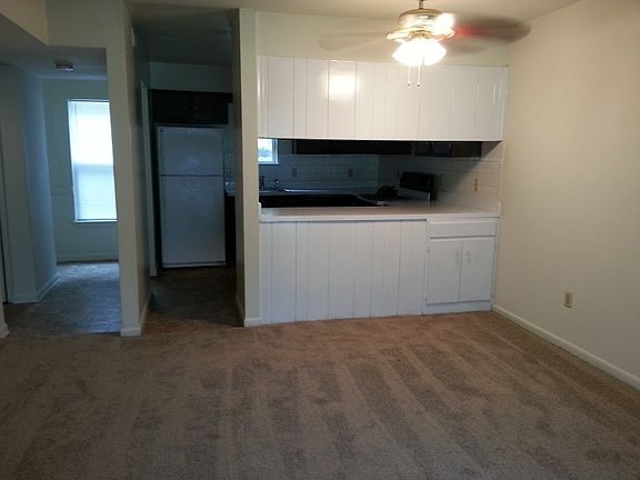 4th image of 53 Colony Rd