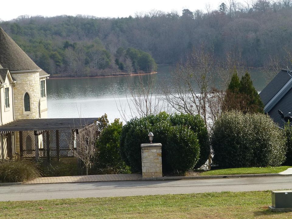 1st image of 120 Starling Dr